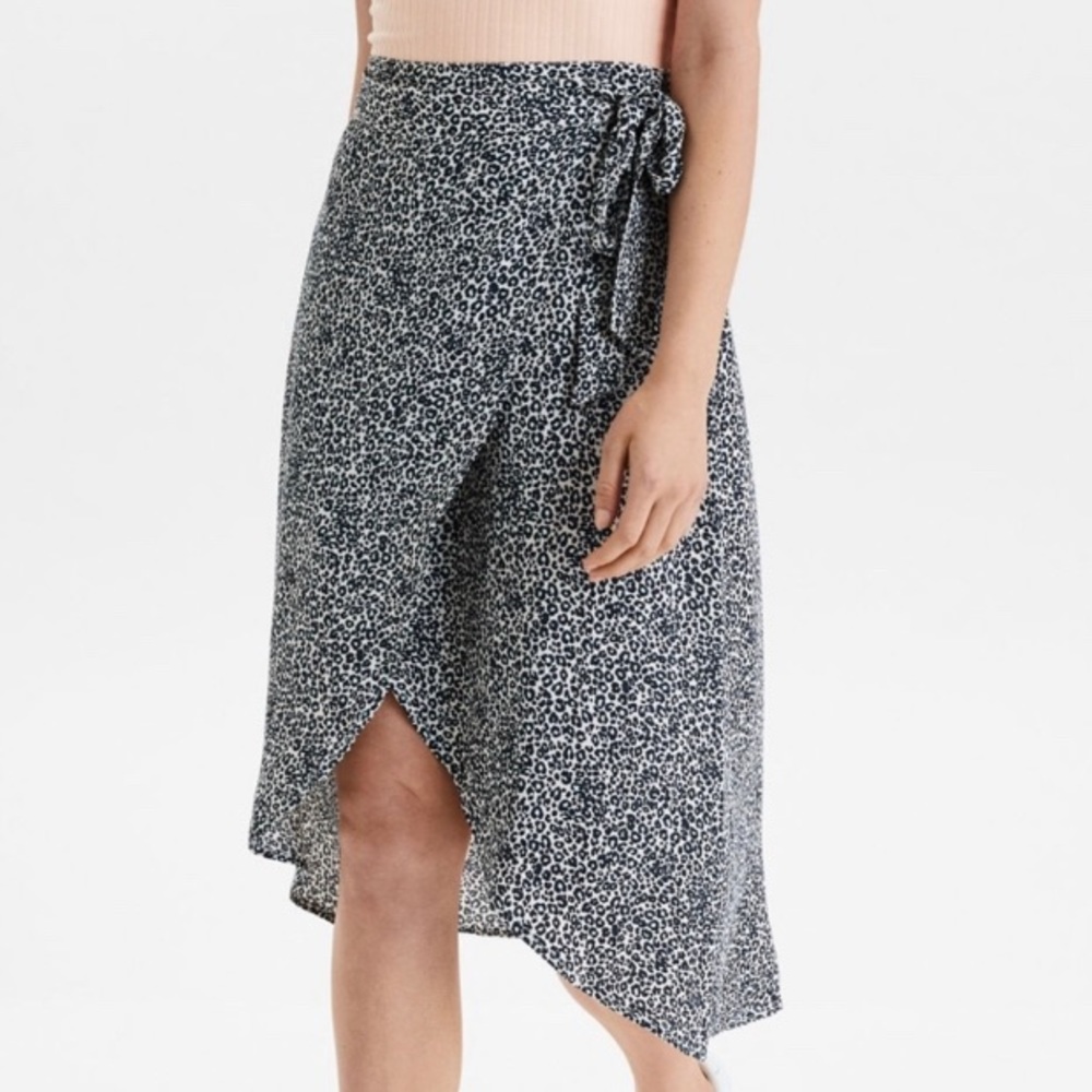 American Eagle Leopard wrap skirt